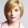 Short hairstyle for round face