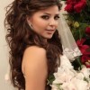 Bridal hairstyles for round faces
