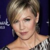 2021 short hairstyles for women over 40