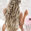 Prom hairstyles for long wavy hair