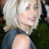Short to medium hairstyles for 2022