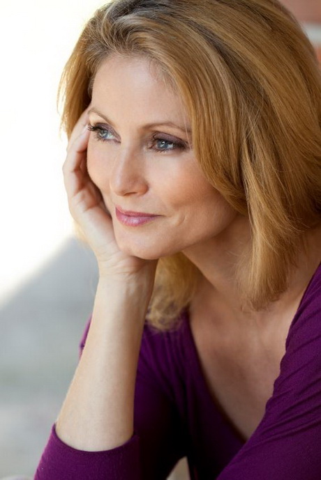 Short haircuts for middle aged women short-haircuts-for-middle-aged-women-80-6